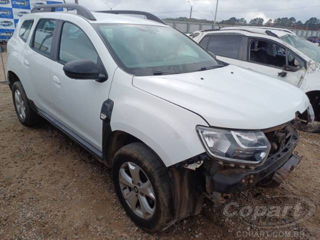 2024 RENAULT DUSTER 