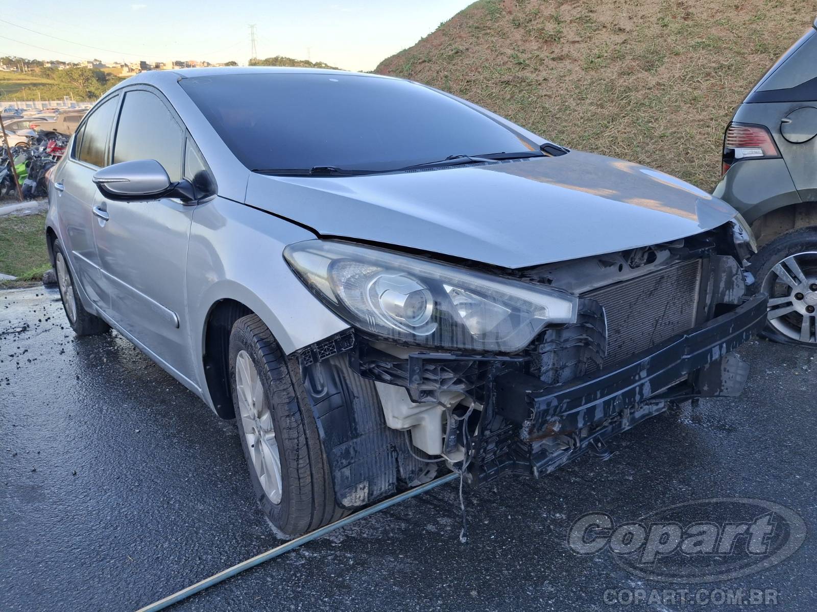 Veículo Hyundai Cerato KIA Cerato SX 1.6 16V 2014 2014 em leilão