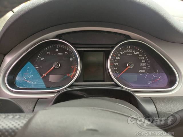 2010 AUDI Q7 