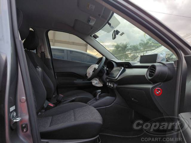2022 NISSAN KICKS 