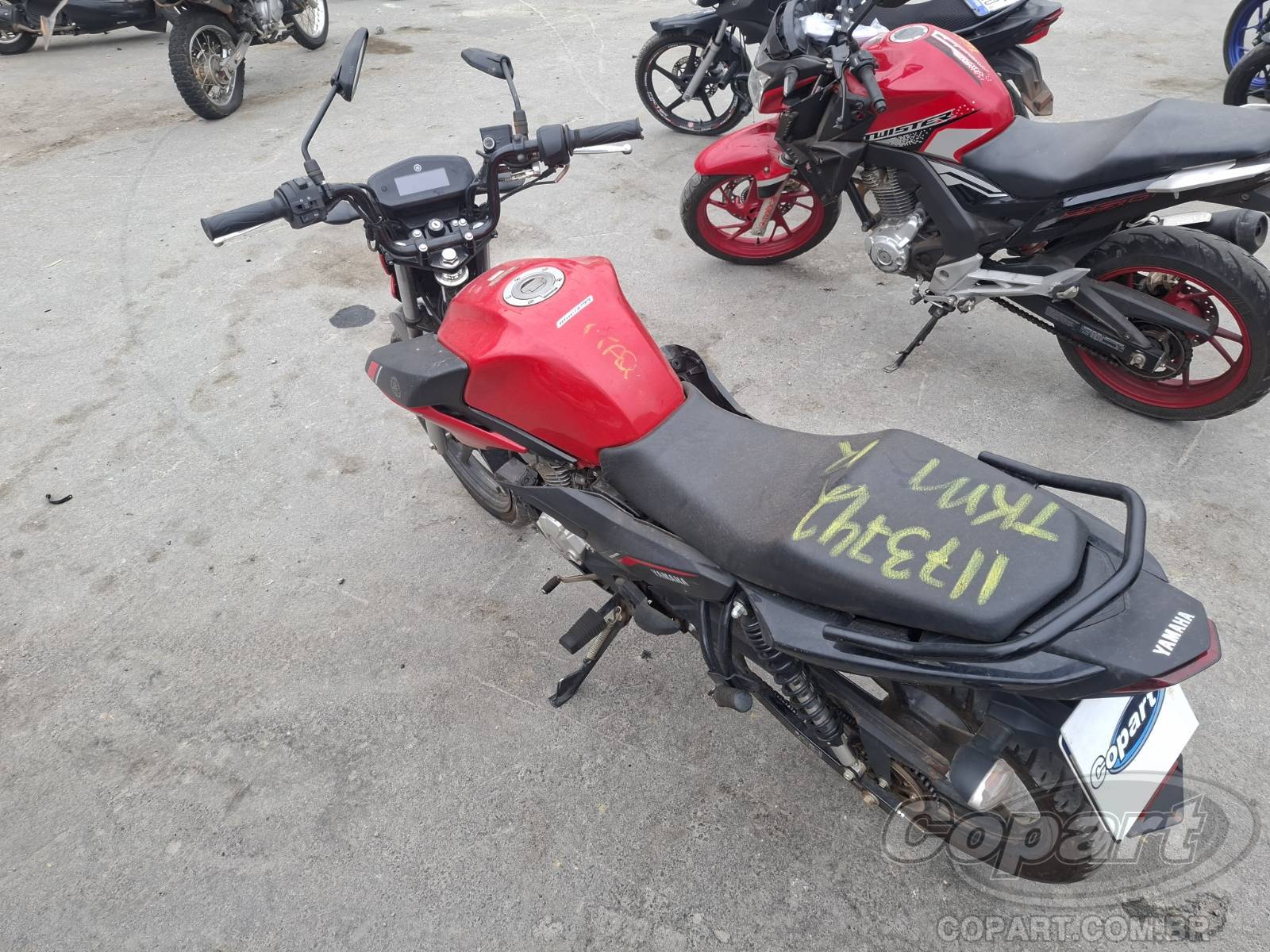 Foto 3: 2025 YAMAHA FACTOR