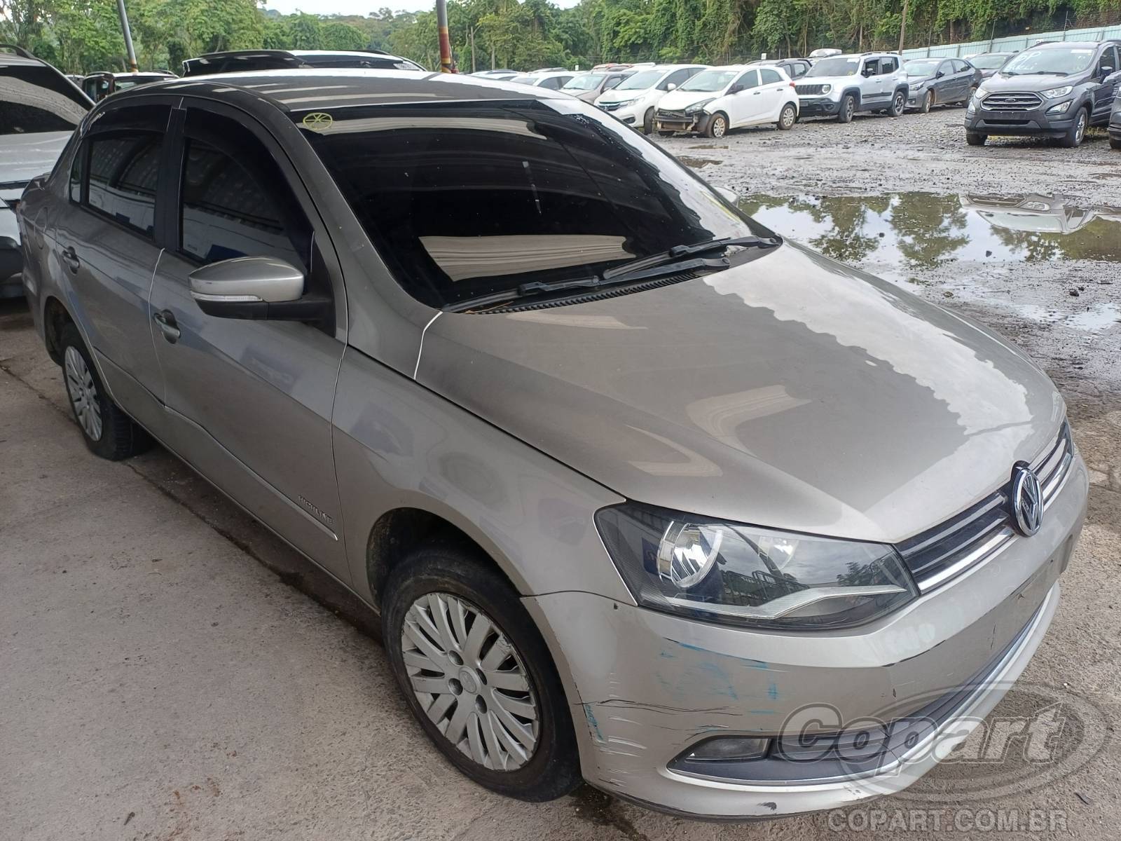 Veículo VW - VolksWagen Voyage Volkswagen Voyage 2014 2014 em leilão