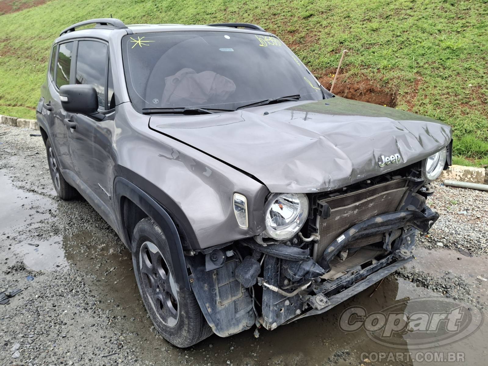 Veículo Fiat Renegade JEEP RENEGADE 1.8 16V E.TORQ EVO 2021 em leilão