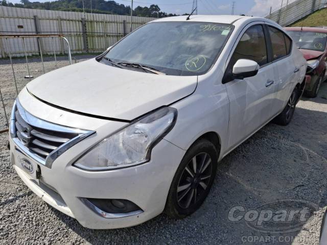 2019 NISSAN VERSA 