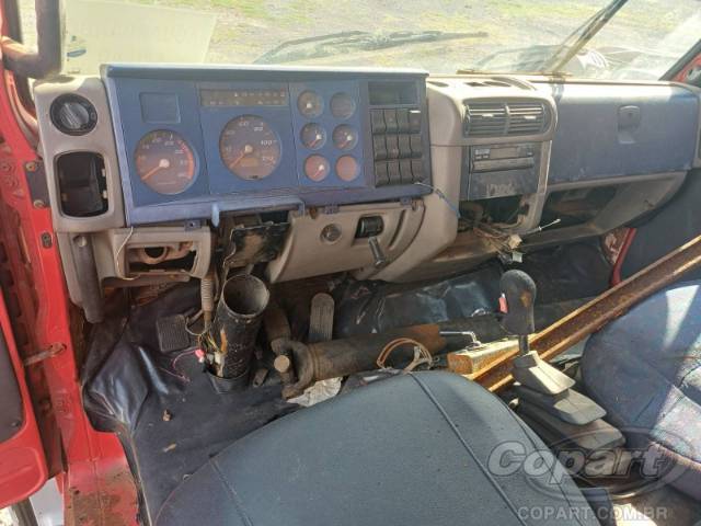 2004 VOLKSWAGEN 15.180 