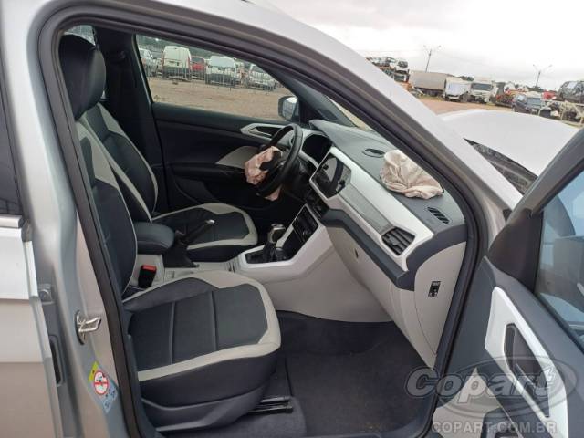 2020 VOLKSWAGEN T-CROSS 