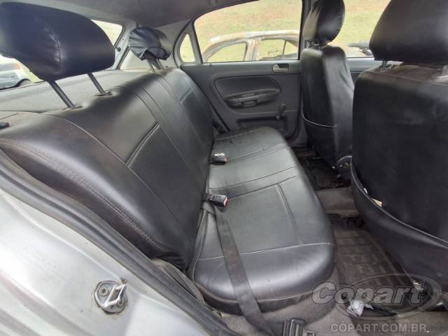 2010 VOLKSWAGEN GOL 