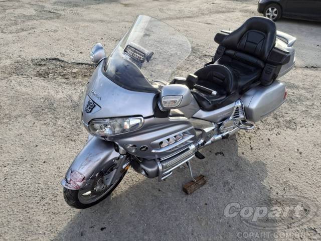 2009 HONDA GOLD WING 