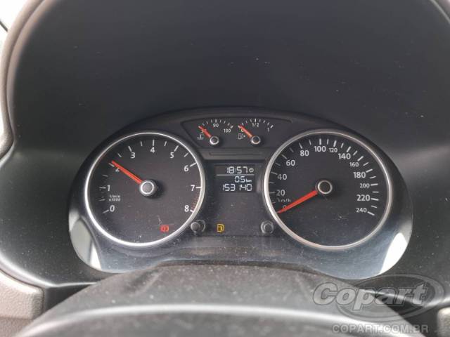 2010 VOLKSWAGEN VOYAGE 