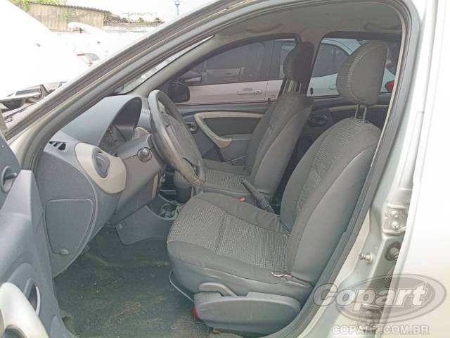 2010 RENAULT SANDERO 