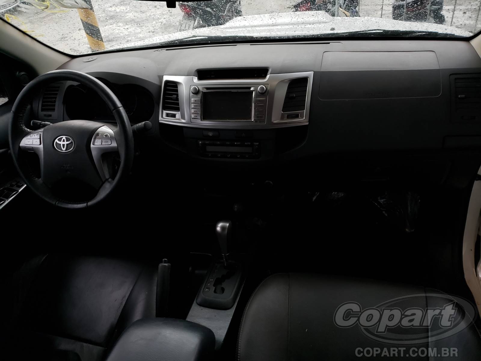 Foto 9 de 10: 2015 TOYOTA HILUX CD