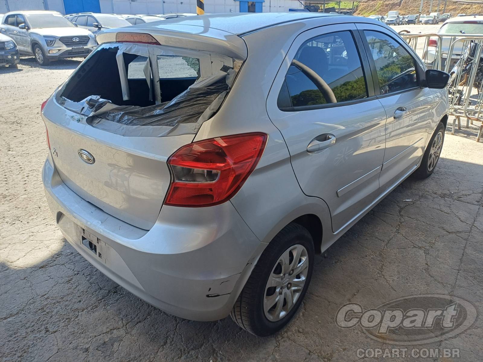 2015 FORD KA — foto 4 de 10