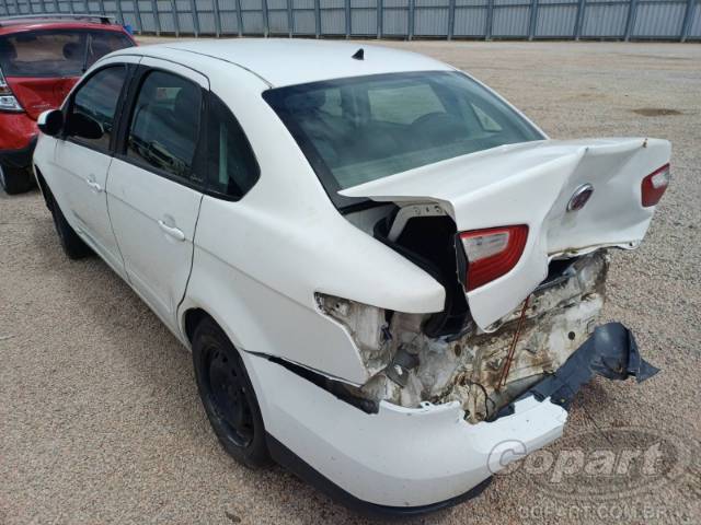 2015 FIAT GRAND SIENA 