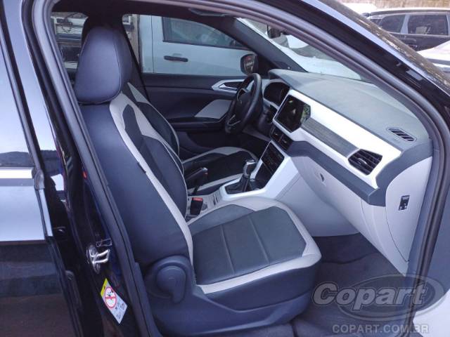 2021 VOLKSWAGEN T-CROSS 