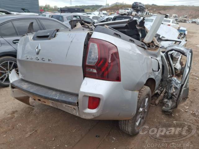 2017 RENAULT DUSTER OROCH 