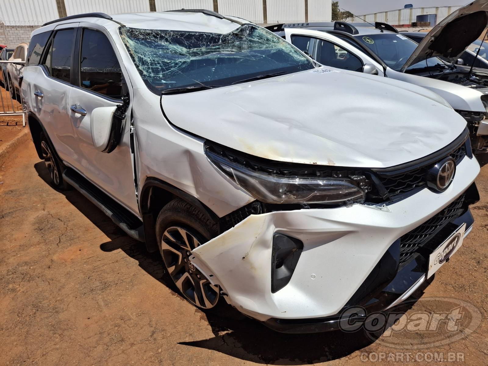 Veículo Toyota SW4 2025 TOYOTA SW4 SRX 2.8 D-4D Turbo SUV Grandes 2025 em leilão