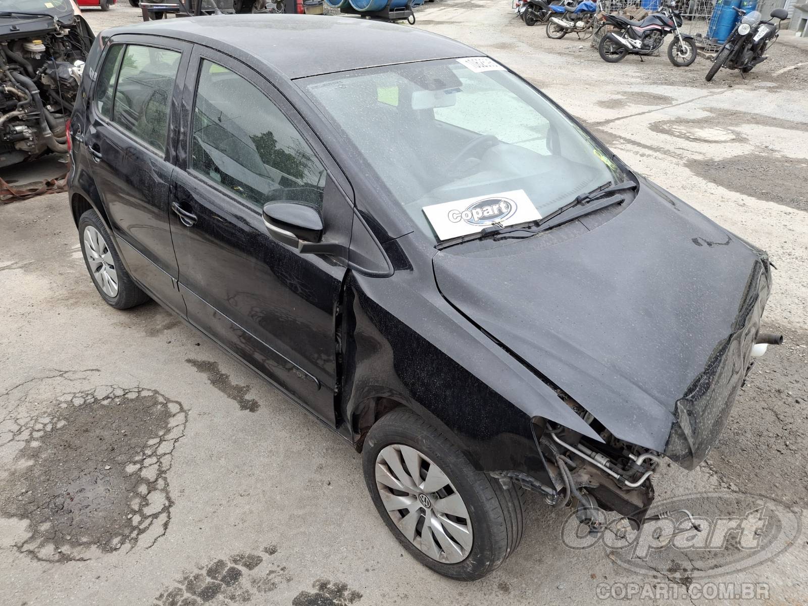 Veículo VW - VolksWagen Fox Volkswagen Fox 1.0 Total Flex 2015 2015 em leilão