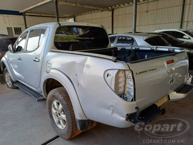 2013 MITSUBISHI L200 TRITON 