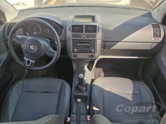 2013 VOLKSWAGEN POLO SEDAN 