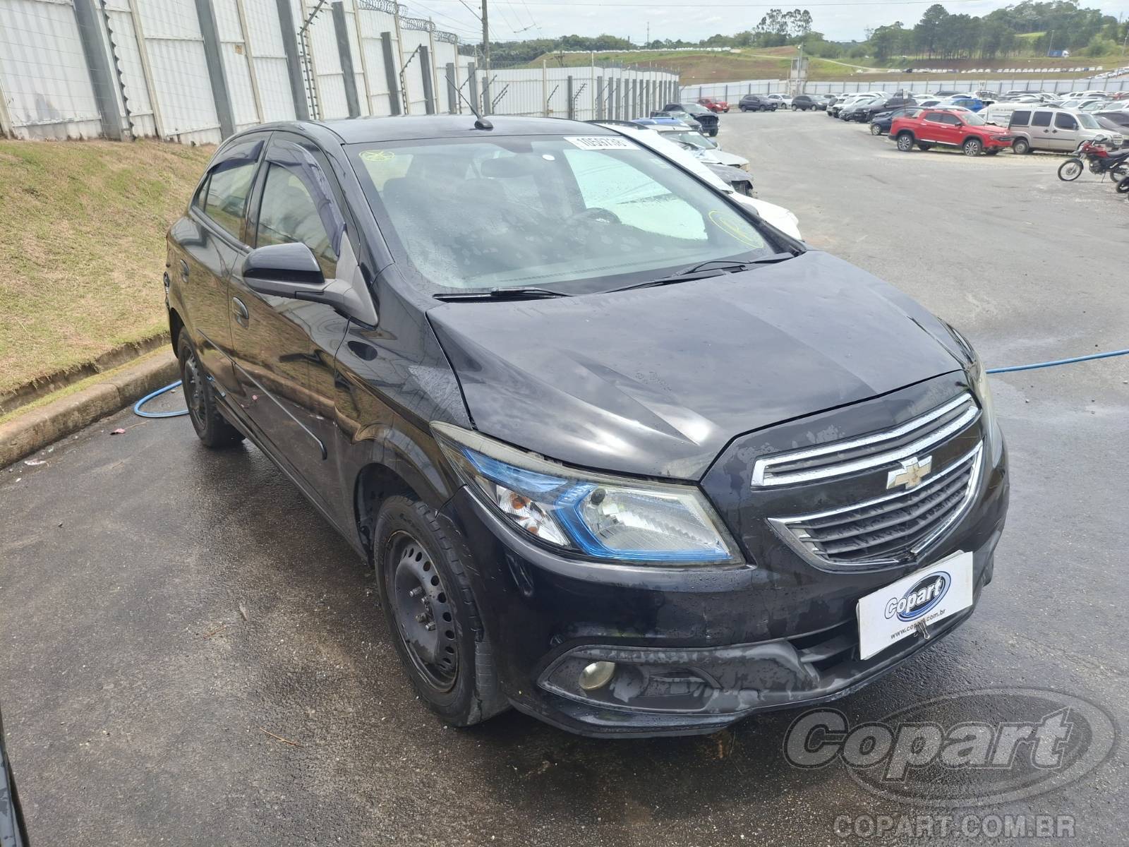 Veículo GM - Chevrolet Onix CHEVROLET ONIX LT 1.4 SPE 2013 2013 em leilão