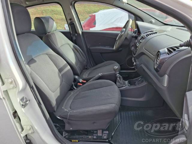 2016 FIAT GRAND SIENA 