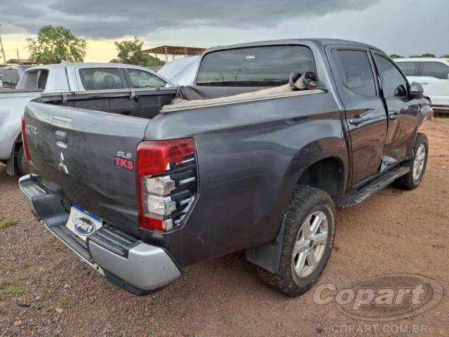 2021 MITSUBISHI L200 TRITON 