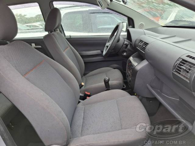 2009 VOLKSWAGEN FOX 