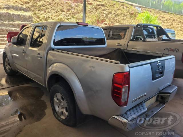 2015 NISSAN FRONTIER CD 