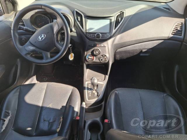 2015 HYUNDAI HB20S 