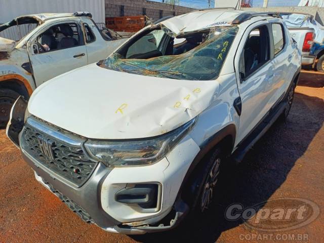 2025 FIAT STRADA CD 