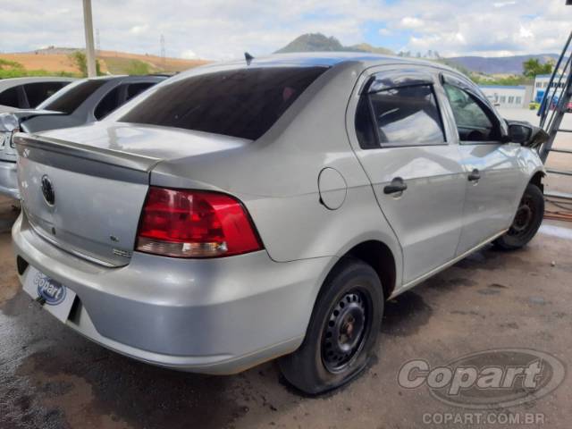 2010 VOLKSWAGEN VOYAGE 