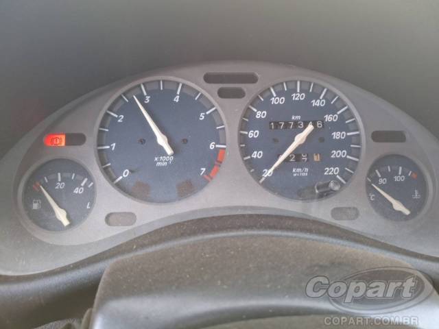2003 CHEVROLET CORSA SEDAN 