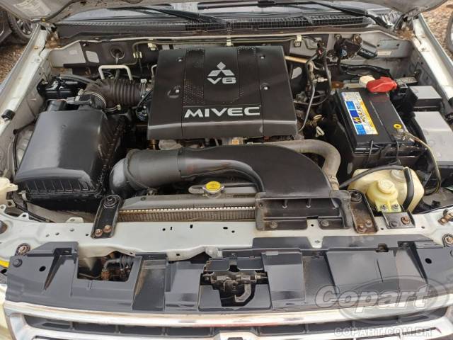 2008 MITSUBISHI PAJERO FULL 