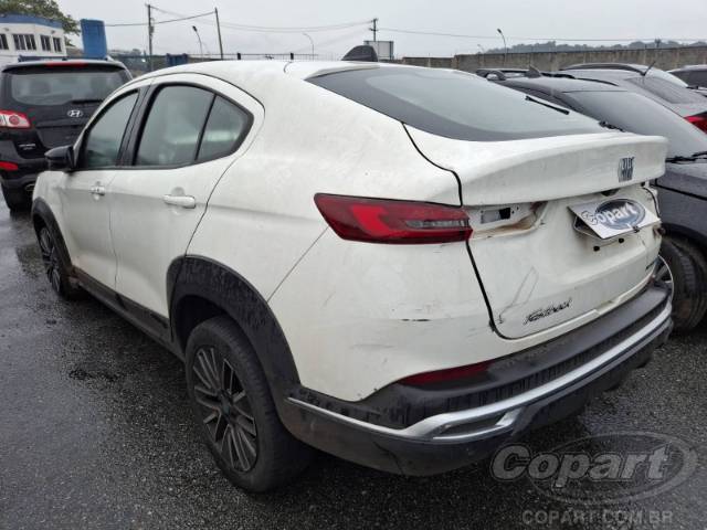 2026 FIAT FASTBACK 