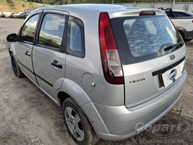 2010 FORD FIESTA 