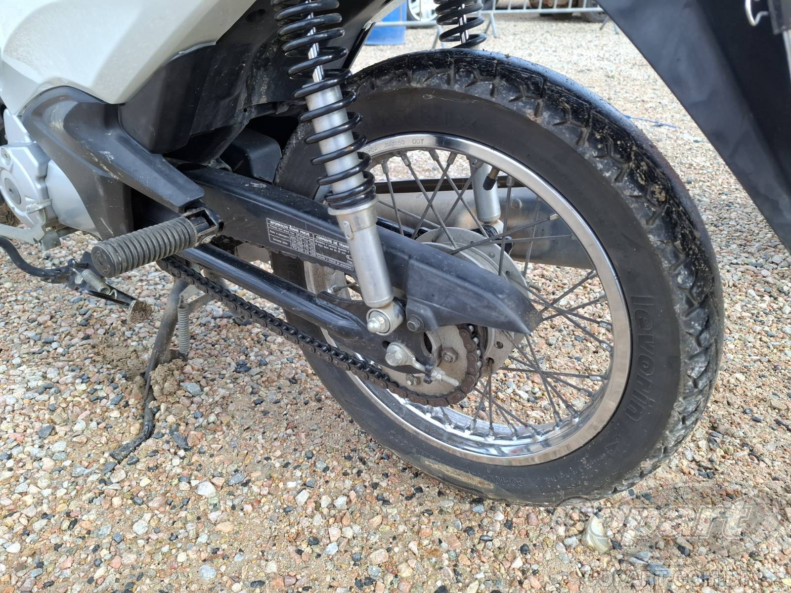 Foto 7 de 10: 2024 HONDA BIZ