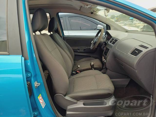 2015 VOLKSWAGEN FOX 