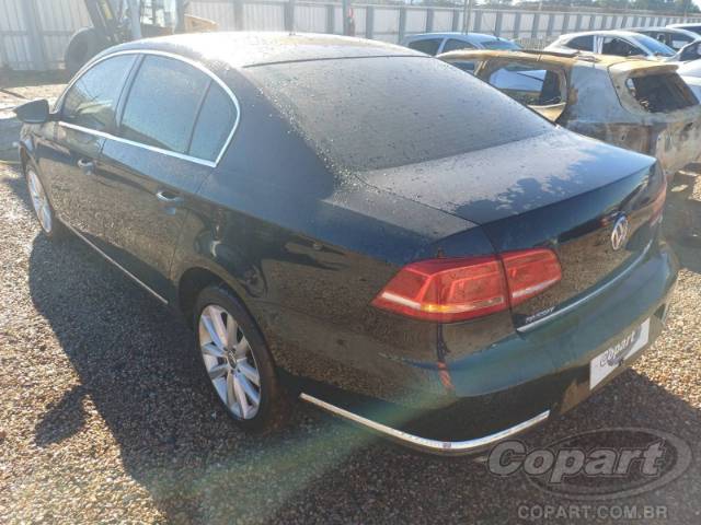 2013 VOLKSWAGEN PASSAT 