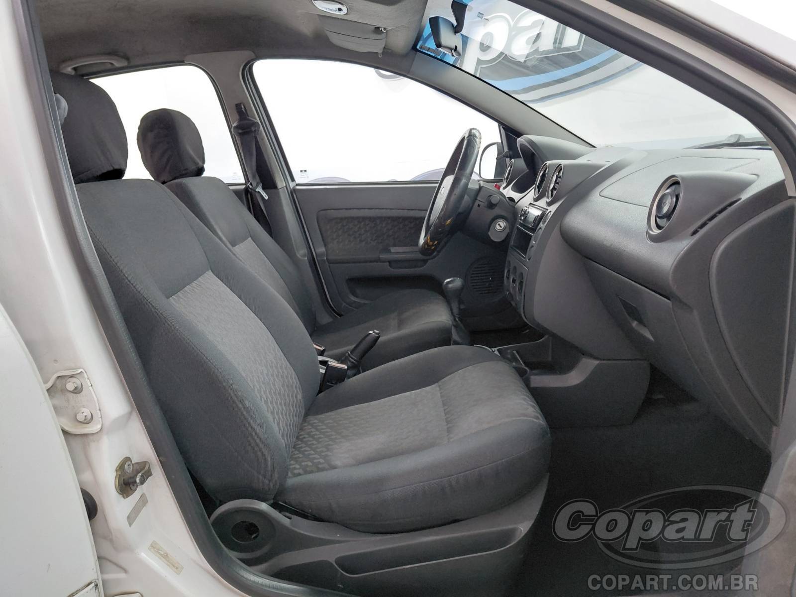 2003 FORD FIESTA — foto 5 de 10