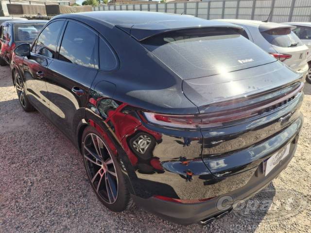 2026 PORSCHE CAYENNE COUPE 