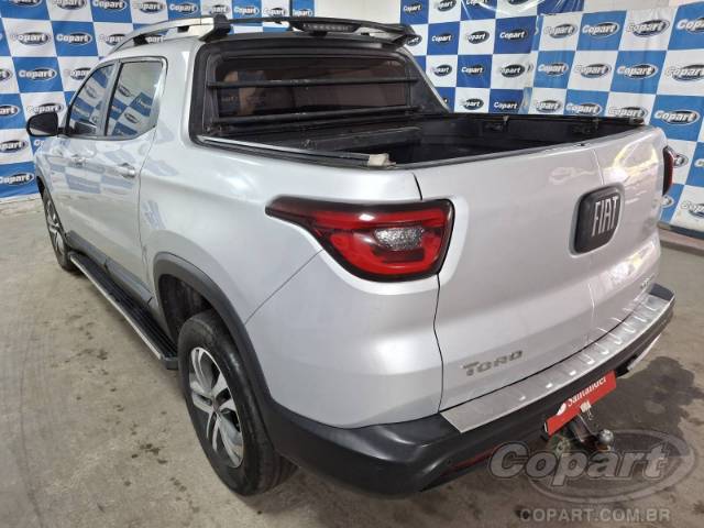2017 FIAT TORO 