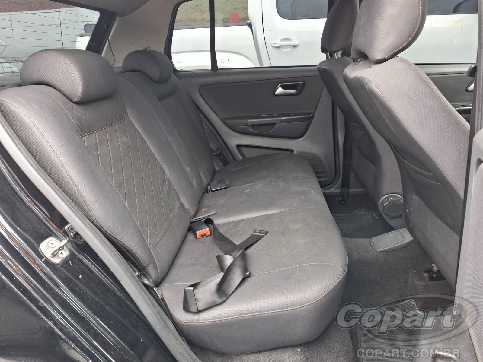 2013 VOLKSWAGEN FOX — foto 6 de 12