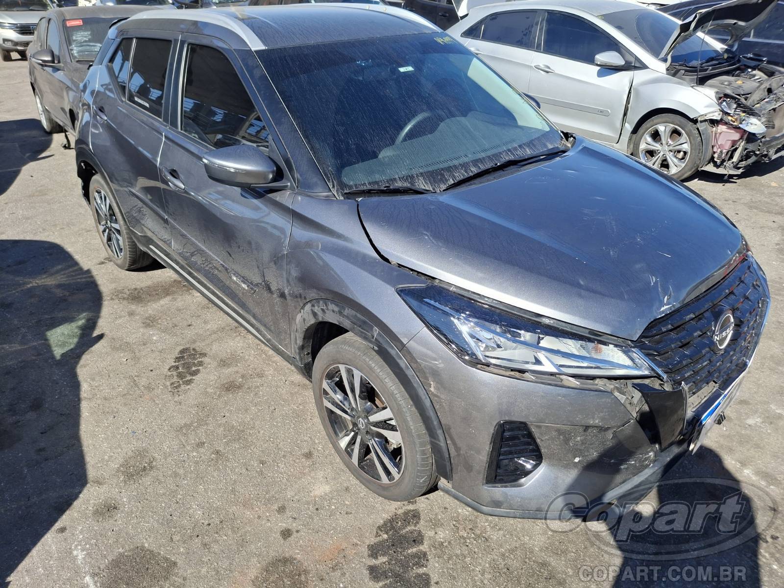 Nissan Kicks 2024 em leilão