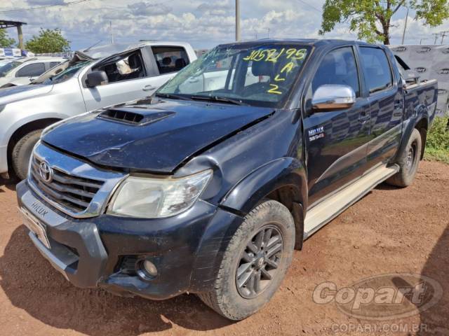 2015 TOYOTA HILUX CD 