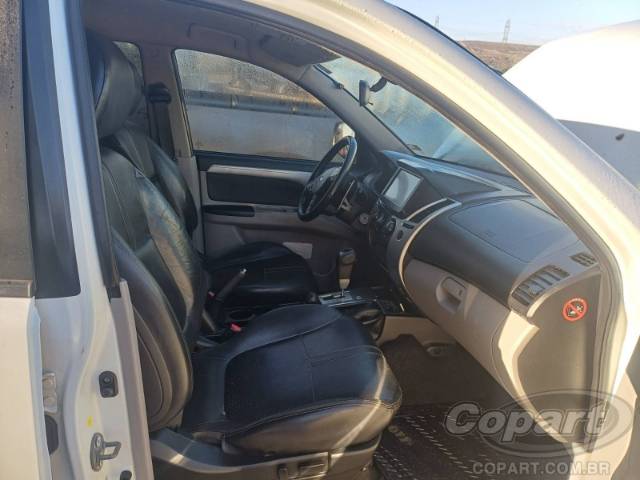 2015 MITSUBISHI PAJERO DAKAR 