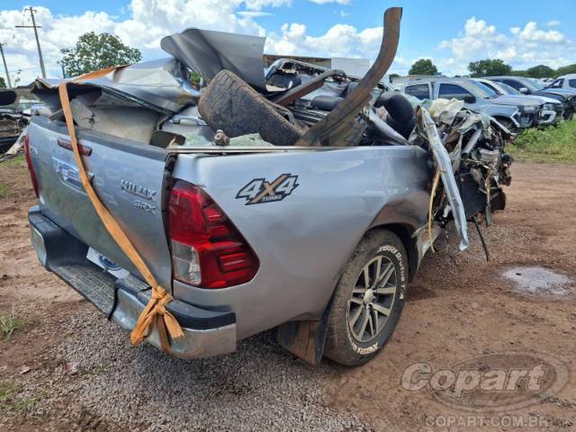 2017 TOYOTA HILUX CD 