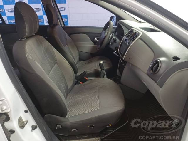 2017 RENAULT LOGAN 