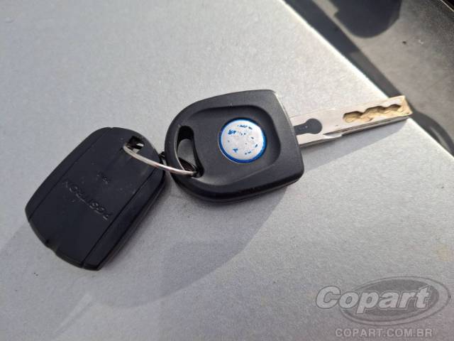 2016 VOLKSWAGEN SAVEIRO CD 