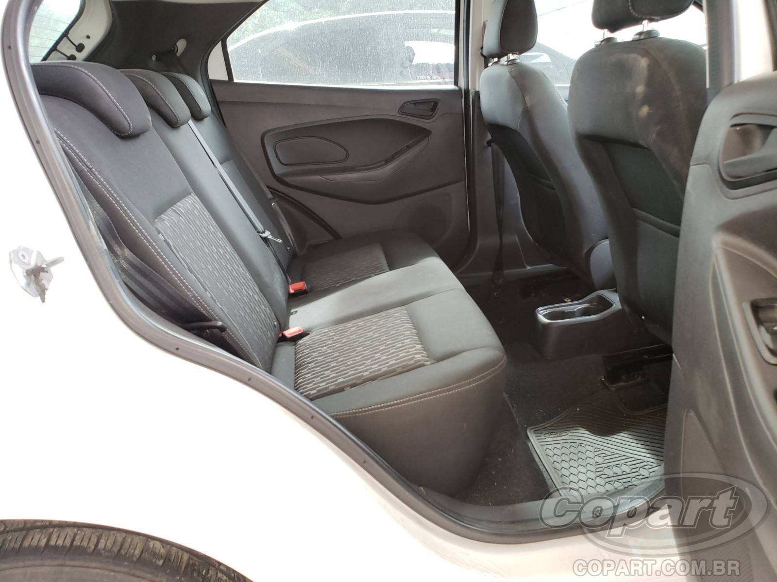 Foto 6 de 10: 2017 FORD KA