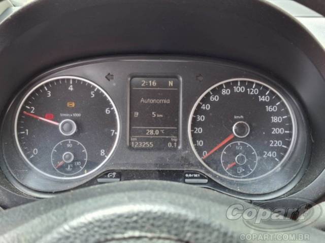2013 VOLKSWAGEN FOX 